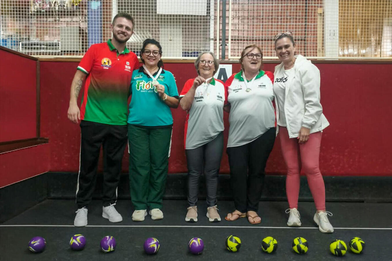 2º lugar - Favorita, Ironi e Rosane - Grupo de Idosos do Jardim Concórdia