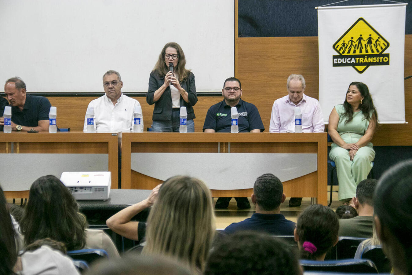 Reconhecimento a 39 alunos do 4º ano de 36 escolas municipais de Toledo ocorreu na manhã desta segunda-feira (21) em solenidade realizada no Auditório Acary Oliveira
