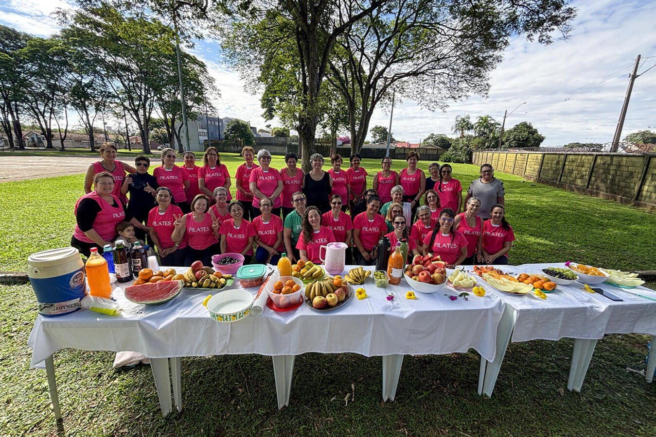 Atividades nesta quarta e quinta (23 a 24) reuniram alunos no Parque Frei Alceu, com momentos de integração e compartilhamento de frutas, sucos e chás gelados