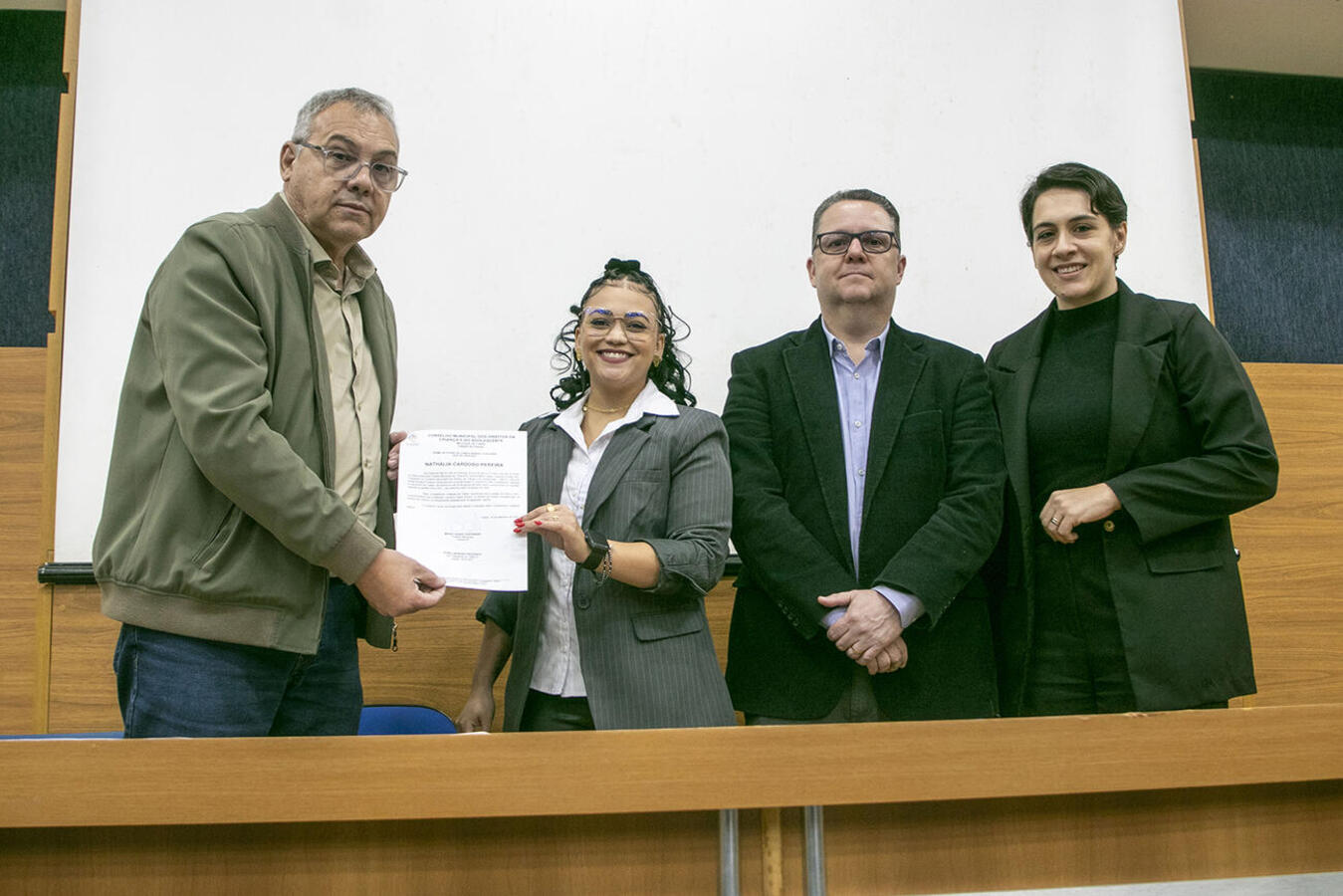 Eleitos em processo de escolha suplementar realizado em 30 de agosto, Nathalia Pereira e Gerhardt Stumm foram empossados em ato realizado nesta segunda (14)