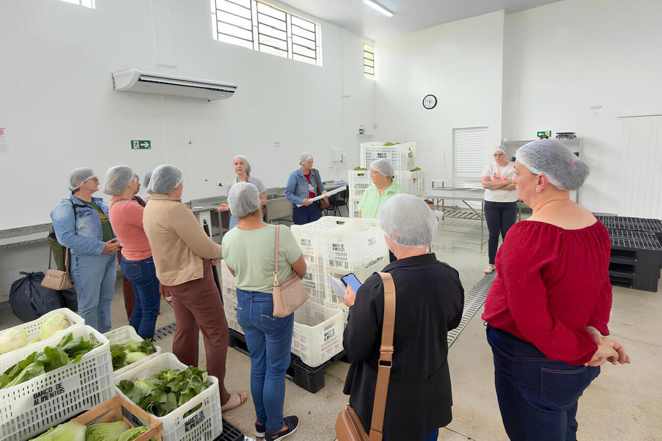 Representantes de comunidades participaram de encontro realizado nesta terça (22) no Banco de Alimentos; evento será em 22 de outubro, em Novo Sobradinho