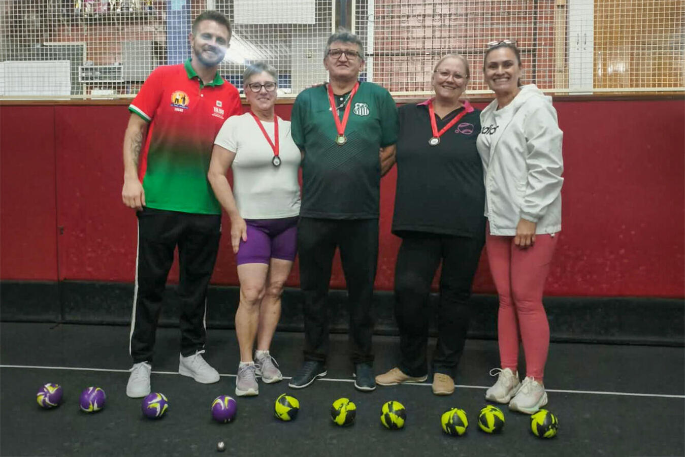 3º lugar - Jurema, Marlene e Castilho - Grupo de Idosos da Vila Industrial