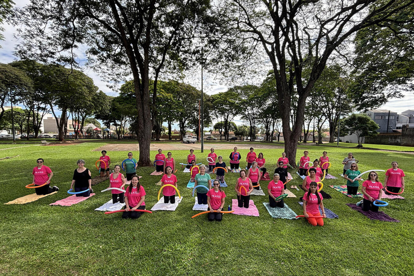 Atividades nesta quarta e quinta (23 a 24) reuniram alunos no Parque Frei Alceu, com momentos de integração e compartilhamento de frutas, sucos e chás gelados