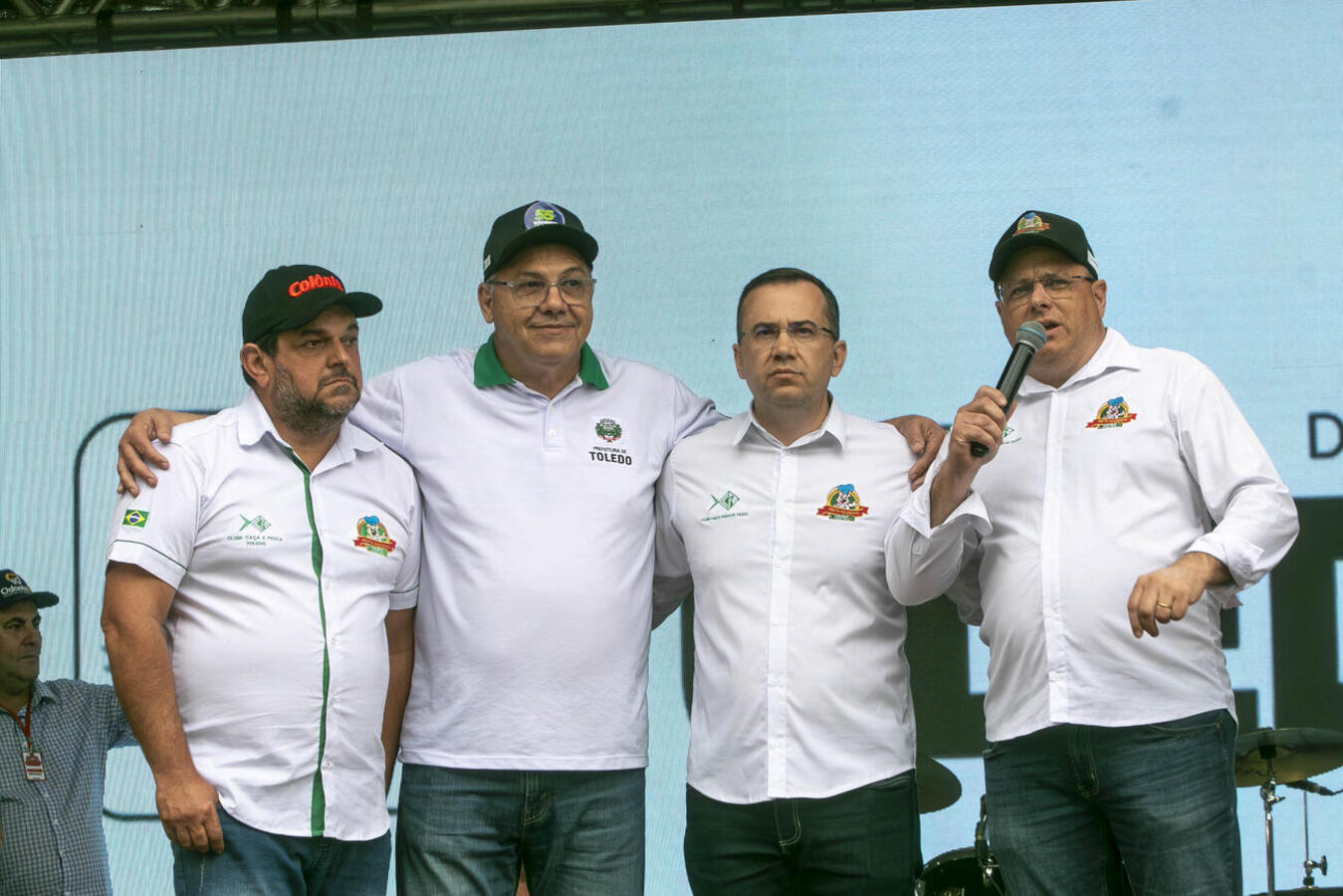 Evento realizado no Clube Caça e Pesca contou com 289 porcos assados, participação da imprensa, reforço na segurança e premiação dos participantes