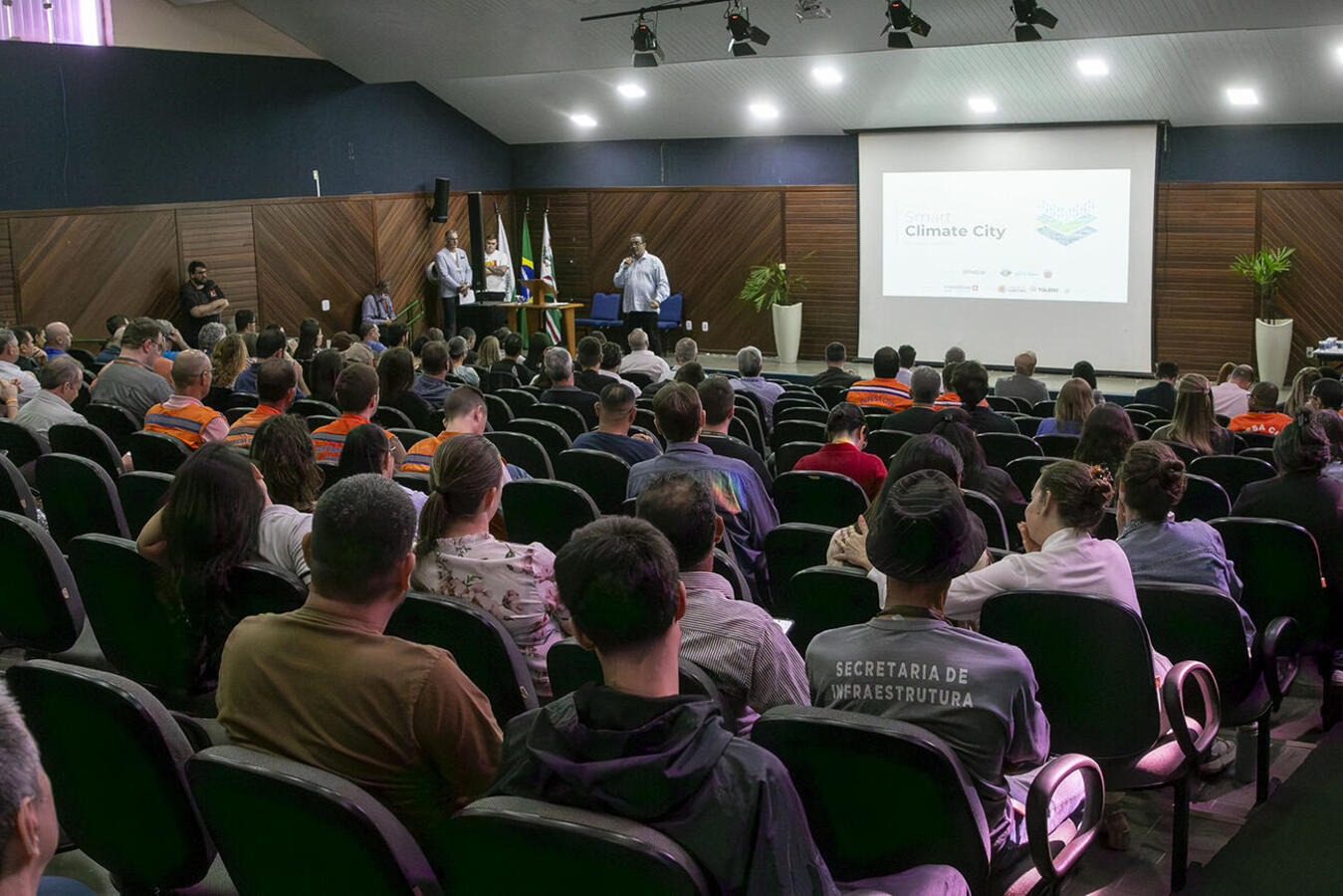 Lançamento local de projeto de inteligência climática do Simepar em parceria com empresa suíça ocorreu na manhã desta sexta (4) no auditório do Ismael Sperafico