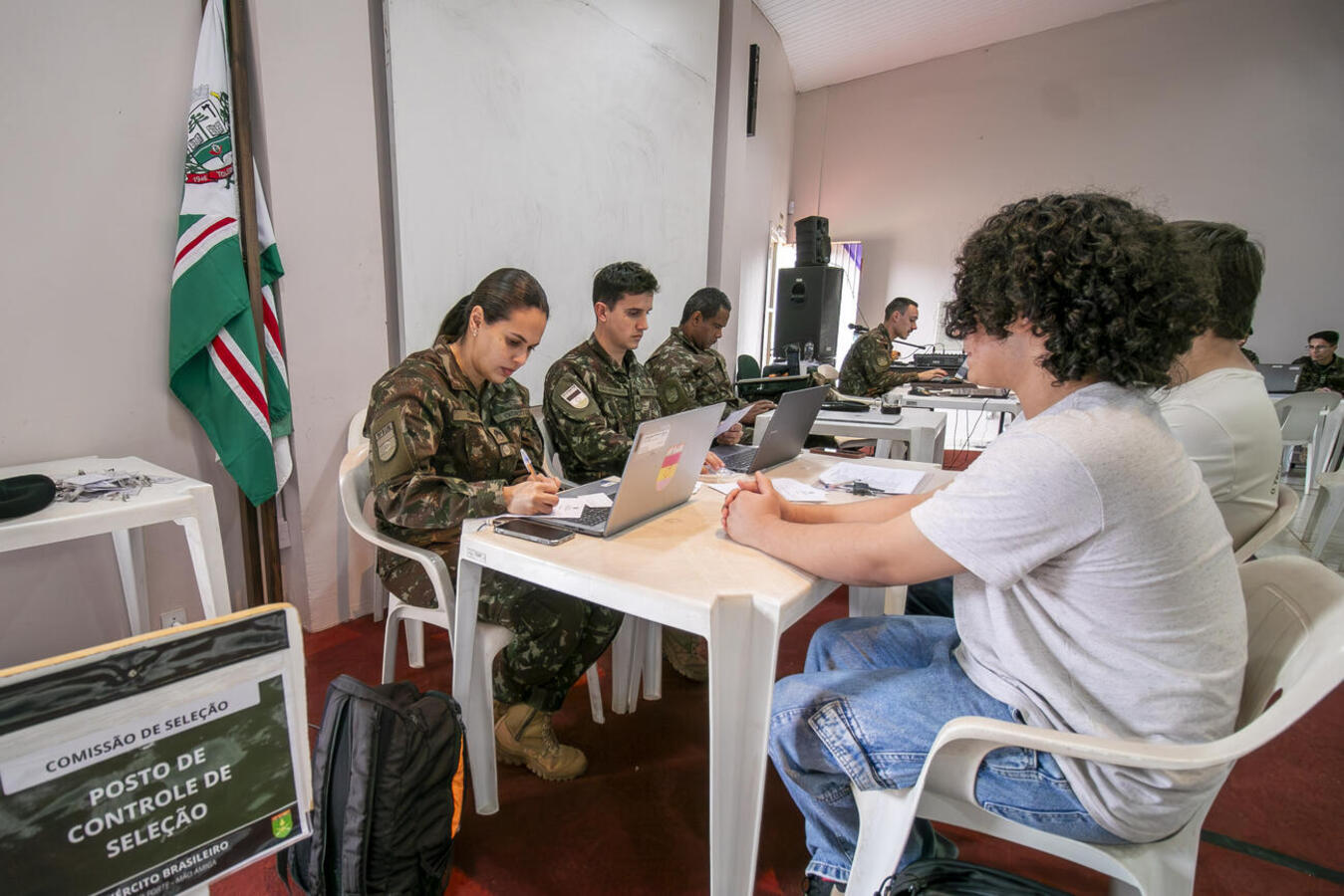 Jovens de Toledo iniciam inspeção de saúde para o alistamento militar obrigatório de 2026