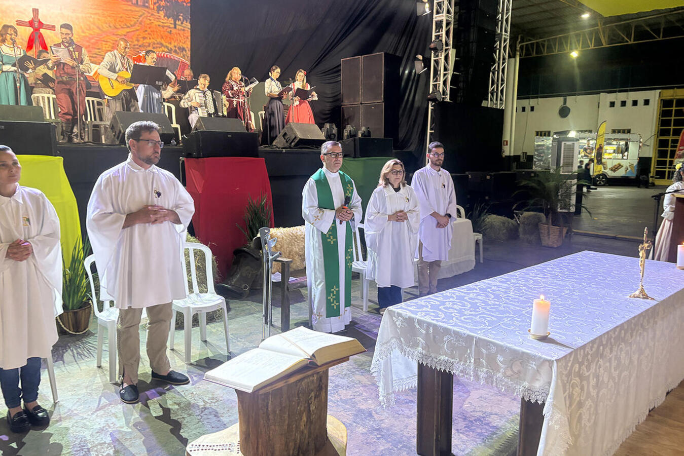 Solenidade na noite desta quinta (24) deu início a uma programação cultural repleta de atrações no Ismael Sperafico, que receberá 6 apresentações musicais até domingo (27)