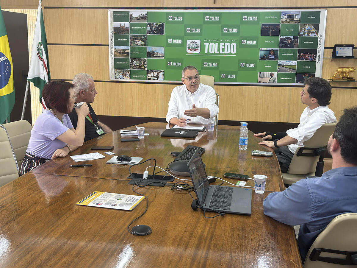 Encontro nesta segunda (21) tratou da demanda pelo combustível e do potencial de aproveitamento de dejetos da suinocultura para geração de gás