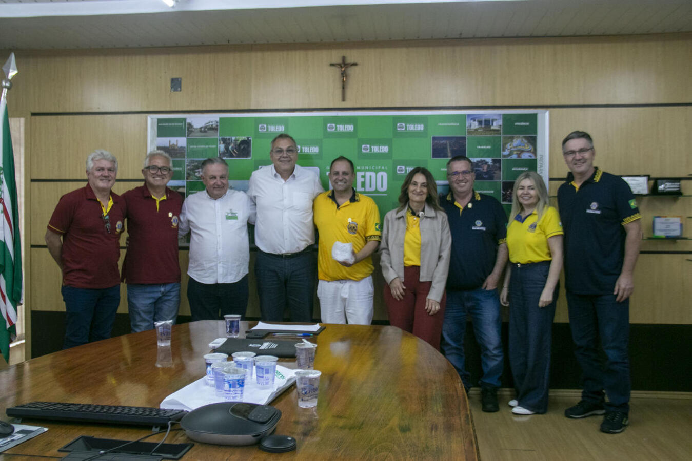 Comitiva apresentou, nesta terça-feira (22), ações da entidade e tratou de projetos e repasses previstos para instituições do município