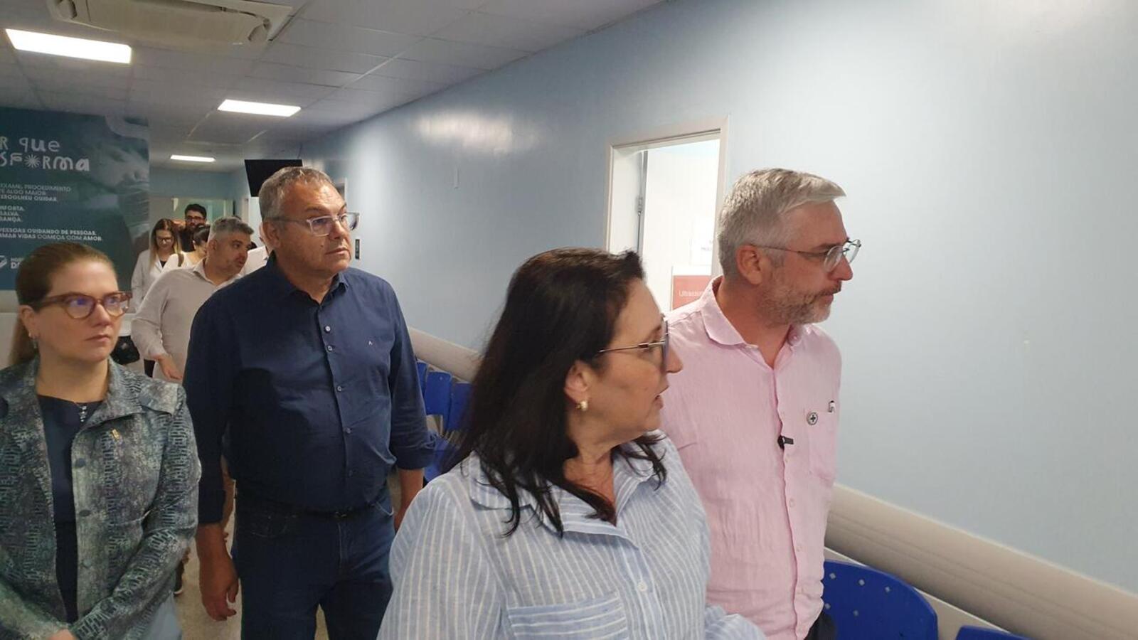 Visita na tarde desta quarta-feira (30) discutiu possibilidade de integração do HRT à UFPR e formação de complexo hospitalar universitário em Toledo