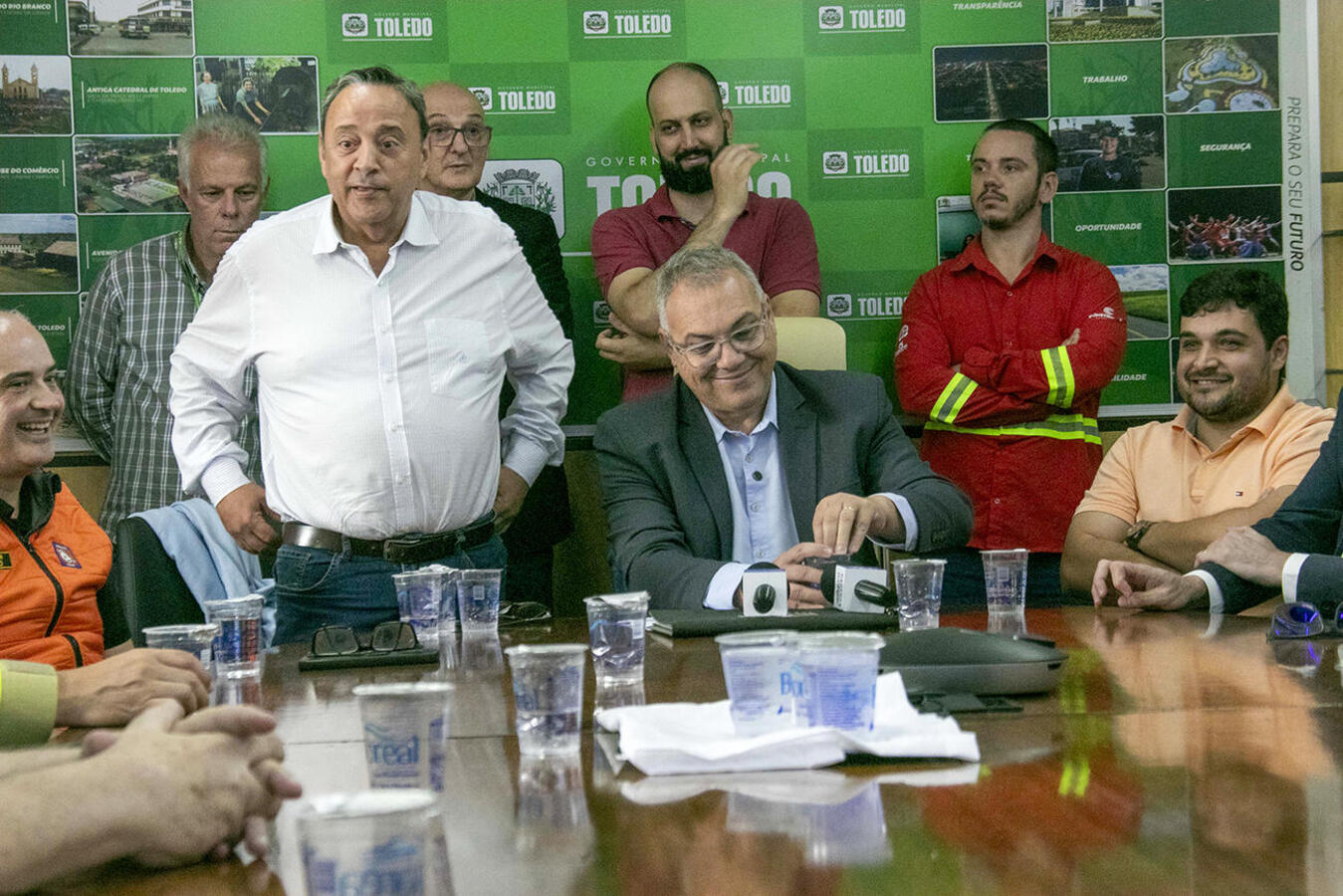 Assinatura simbólica do contrato de execução da obra ocorrido nesta quarta (7) marca início de uma das obras estruturantes mais importantes da História de Toledo
