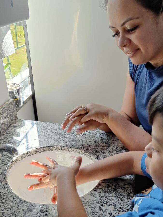 Iniciativa reuniu crianças, familiares e profissionais em atividades de integração; oficinas de Atividades de Vida Diária começaram em setembro