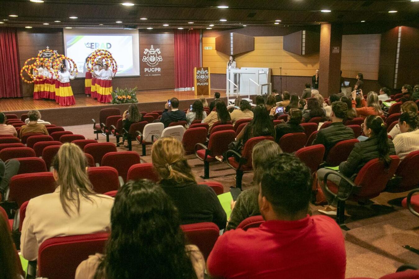 Encontro promovido pela Secretaria da Saúde aborda atendimento humanizado, cuidados paliativos e troca de experiências entre serviços da região