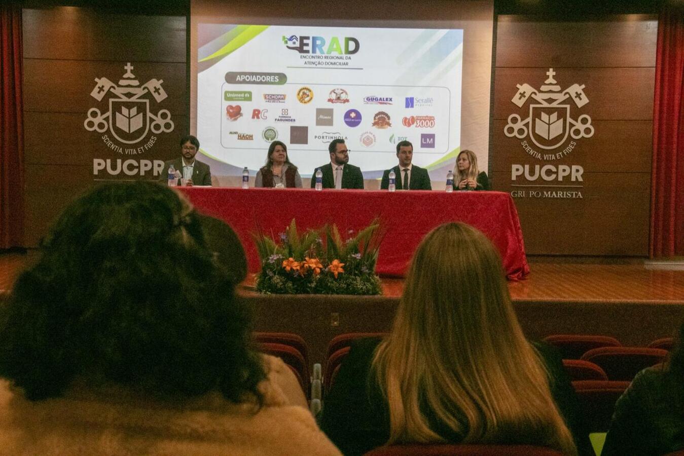 Encontro promovido pela Secretaria da Saúde aborda atendimento humanizado, cuidados paliativos e troca de experiências entre serviços da região