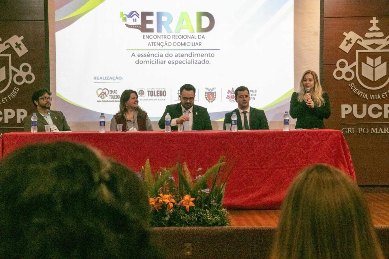 Encontro promovido pela Secretaria da Saúde aborda atendimento humanizado, cuidados paliativos e troca de experiências entre serviços da região