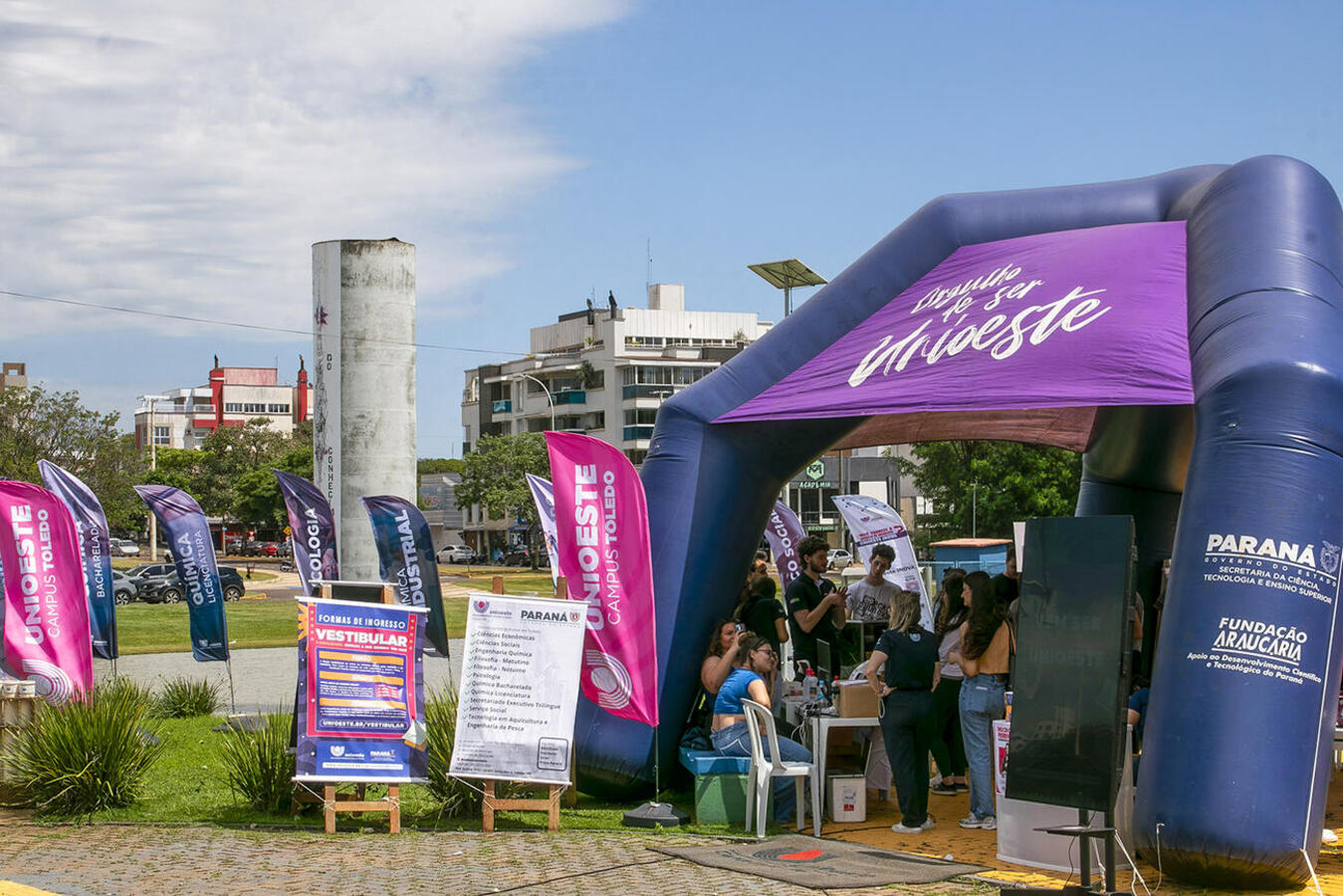 Iniciada na terça (6), programação do 2º Conecta Educação, Ciência e Inovação de Toledo atraiu cerca de 500 alunos da rede pública e privada no 3º dia de atividades
