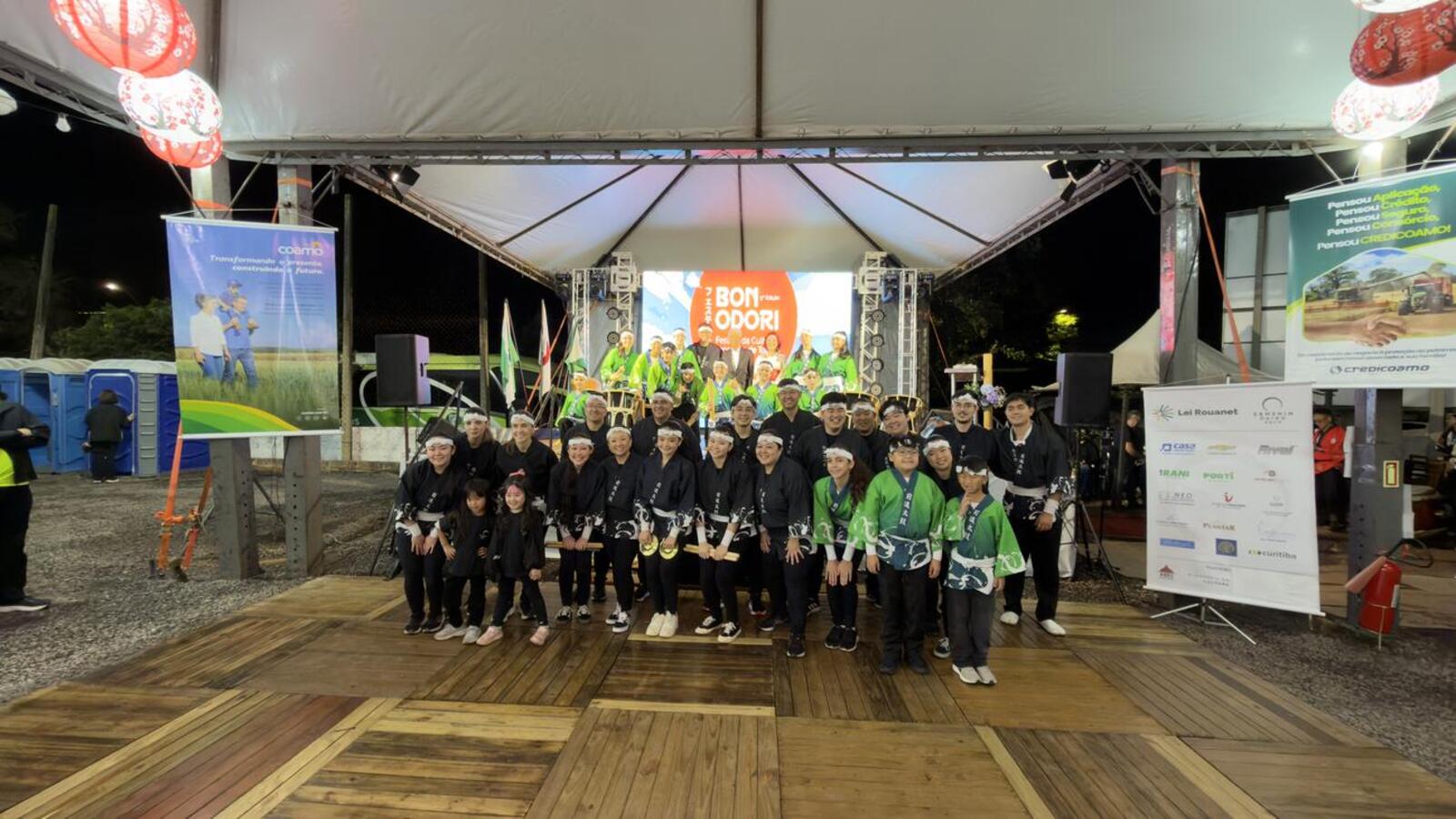 Festival realizado no último domingo (11), na Ceato, contou com apresentações artísticas, oficinas, demonstrações de artes marciais e gastronomia japonesa