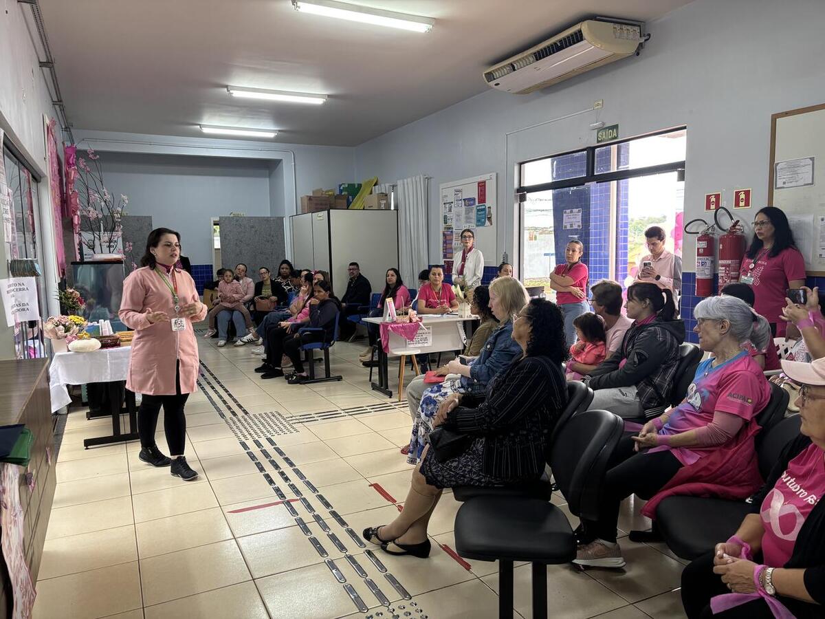 Ação reuniu profissionais de saúde e comunidade para incentivar a prevenção, o autocuidado e a realização de exames
