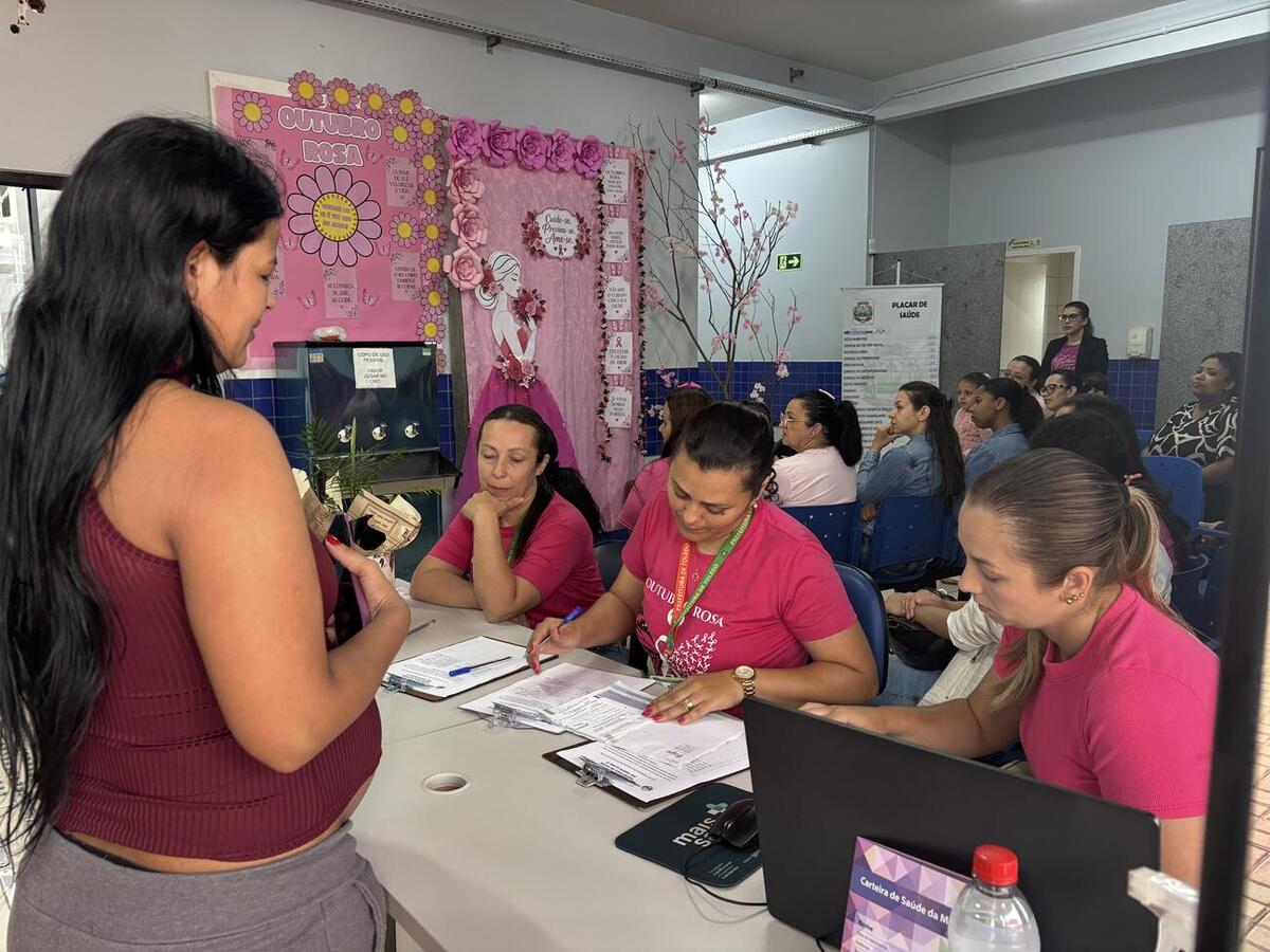 Ação reuniu profissionais de saúde e comunidade para incentivar a prevenção, o autocuidado e a realização de exames