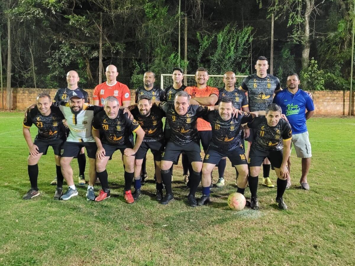 Oito equipes disputam as próximas vagas na categoria Veteranos; competição soma 162 gols em 34 partidas
