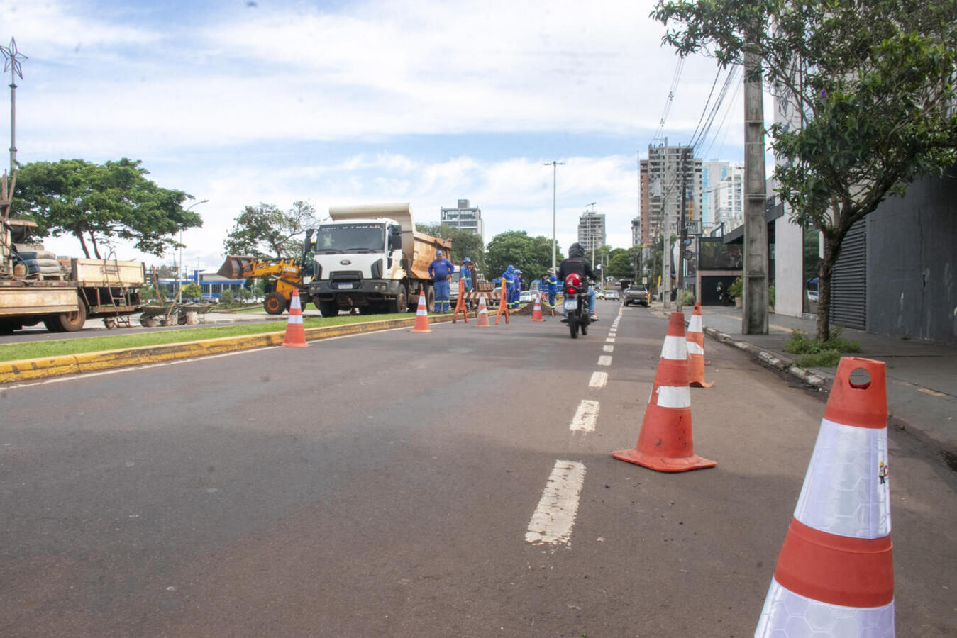 Intervenções ocorrem em frente à Casa Vergara, no Parque Ecológico Diva Paim Barth, com bloqueios temporários no trânsito