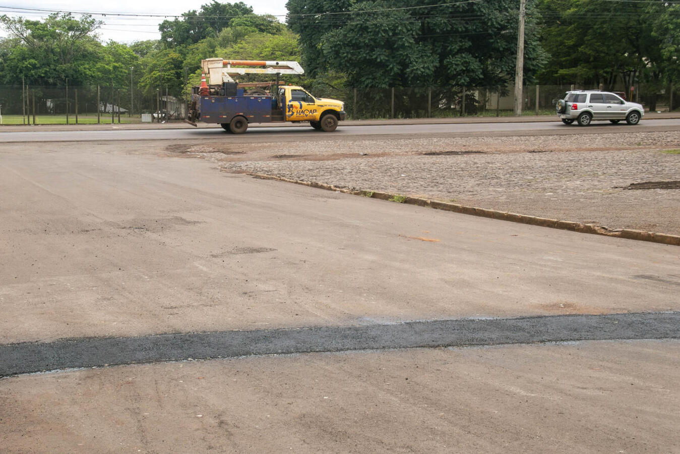 Serviços serão realizados também no fim de semana, com equipes atuando em vias urbanas e no interior do município