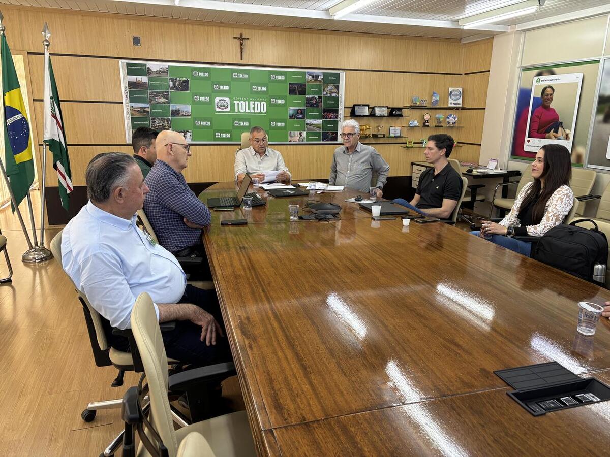 Encontro tratou dos serviços em execução, das obrigações contratuais e dos investimentos previstos nas rodovias da região pela concessionária do pedágio