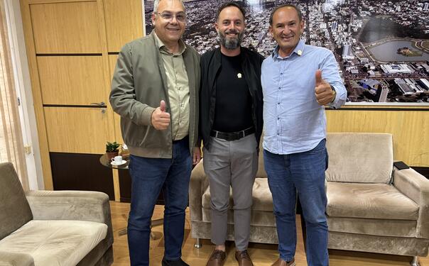 Lucas Dutra produz vídeos para redes sociais sobre pontos turísticos, locais tradicionais, empresas e outros aspectos da cidade a partir de sua perspectiva