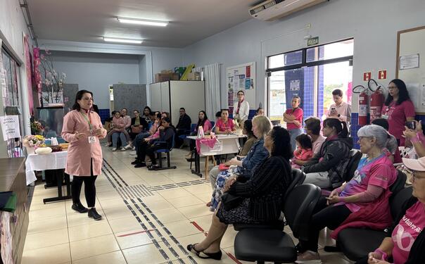 Ação reuniu profissionais de saúde e comunidade para incentivar a prevenção, o autocuidado e a realização de exames