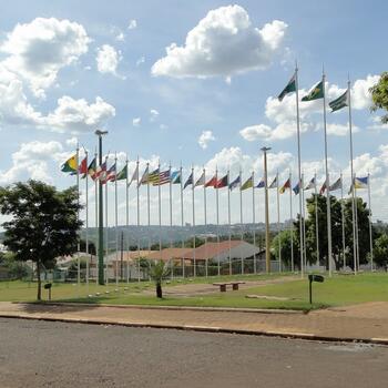 Praça das Bandeiras