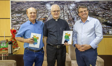 Arcebispo de São Paulo visita Toledo e é recebido pelo prefeito Beto Lunitti