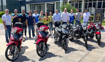 Prefeitura de Toledo entregou motos aos campeões da Taça Mauro Maiorki