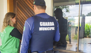 ACE’s e guardas municipais entram em imóvel denunciado por vizinhos