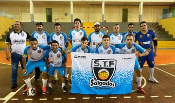 A competição atraiu 36 equipes masculinas e seis femininas