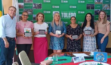 Angela Silvana Kolberg, Angela Maria Rippel, Maria Aparecida Guimarães de Niz, Nazíria Maria Teixeira e Vanderli Carolino foram homenageadas na tarde de hoje (8)
