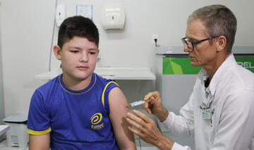 Focada em pessoas com idade entre 10 e 14 anos, campanha iniciou-se hoje (2) em 6 UBS e chegará a todas as unidades da cidade e do interior até semana que vem