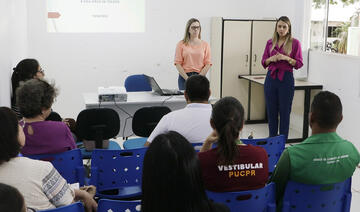 Encontro no Centro Municipal de Controle e Endemias, na tarde de terça (18), teve apresentação de atividades e dados epidemiológicos em nível local e estadual