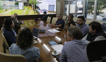 Encontro realizado nesta quarta (14) tratou de pleito do órgão, que deseja ocupar antiga sede do Conselho Tutelar para ampliar instalações de IML e Instituto de Criminalística