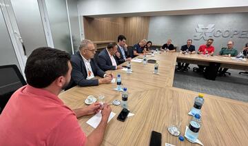 Encontro com o presidente da Copel, Daniel Pimentel Slaviero, serviu para mostrar as necessidades de Toledo sobre o setor (Crédito: Márcio Pimentel)