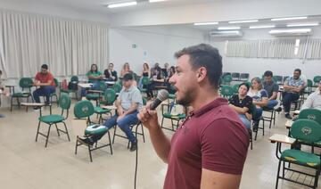 Ao todo são 15 encontros. As aulas estão sendo ministradas na Escola de Governo de Toledo