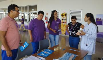Cerca de 150 colaboradores da empresa receberam, na manhã da última sexta (21), orientações da odontóloga e da auxiliar de saúde bucal que atuam na UBS