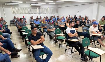 Aproximadamente 60 profissionais participaram de reunião que tratou de legislação e obrigações de todas as partes do sistema de transporte escolar