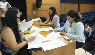 Secretaria de Recursos Humanos realiza cerimônia de posse para 34 novos servidores