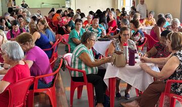 Prêmios e apresentações culturais marcaram a comemoração com cerca de 300 idosos em cada Certi