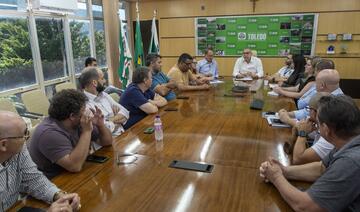 Mudanças no crédito do Vale-Alimentação e confirmação do pagamento do 13º salário foram anunciadas pelo Executivo
