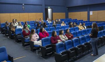 Cerca de 30 professores compareceram na manhã desta terça-feira (8) no Auditório Acary Oliveira para uma palestra sobre as estratégias pedagógicas usando o material do Sistema de Ensino (SIM)