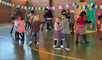 Evento contou com apresentações artísticas, comidas típicas e troca de experiências entre os projetos