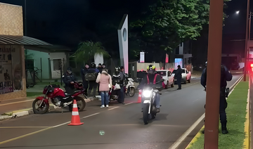 Ação realizada na noite desta quinta-feira (3) nos bairros São Francisco e Pioneiro apreendeu 16 veículos com escapamento adulterado e em situação irregular