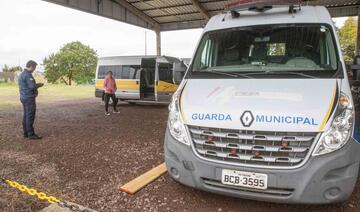 Ação, no Pátio Municipal, teve início nesta segunda (4) com vans que circulam na área urbana; amanhã (5) será a vez dos ônibus que operam em linhas no interior