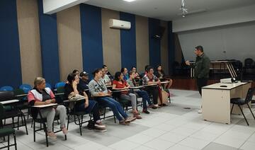 Atividade realizada nesta segunda-feira (1º) no Centro da Juventude Mariana Luiza Von Borstel, foi voltada a famílias beneficiárias do cartão “Toledo é + Dignidade!”